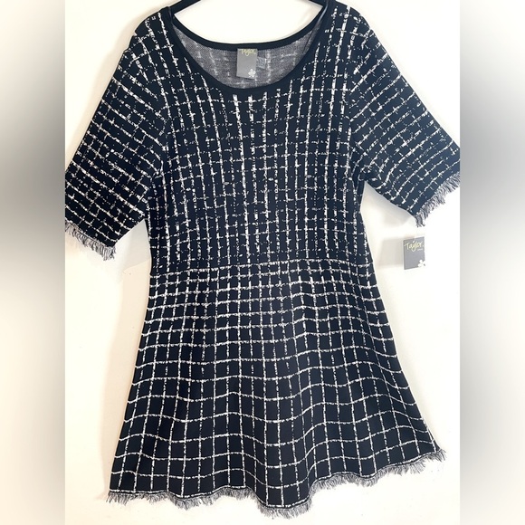 taylor Fringe Hem Windowpane Knit Dress Size 1X Stitch Fix NWT - Picture 1 of 5